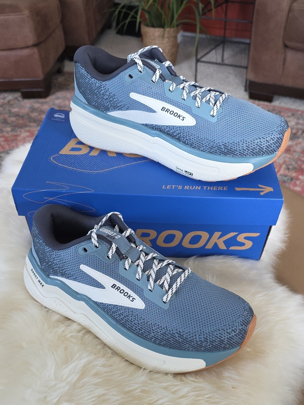 NWT IOB Brooks Ghost Max 2 Women's 8.5 Run/Walk Athletic Sneakers 🩵🏃‍♀️